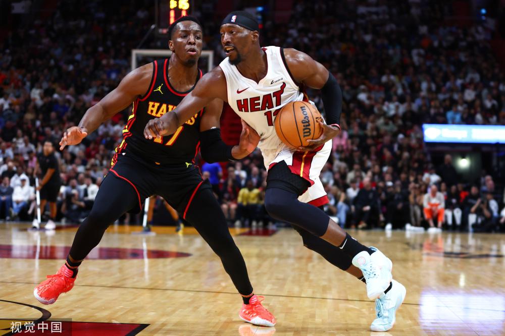 在观看巴图 在观看巴图