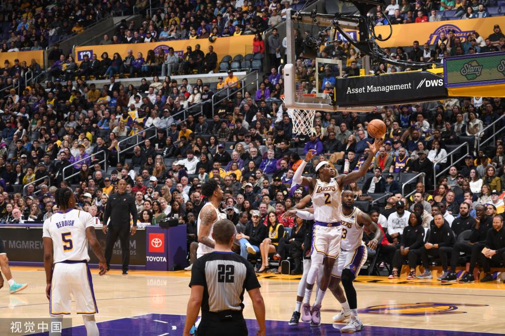 湖人队的詹 湖人队的詹